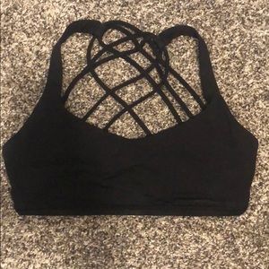 Black lulu sports bra